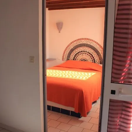 Semesteranläggning (resort) Marina Village Porto-Vecchio (Corsica)