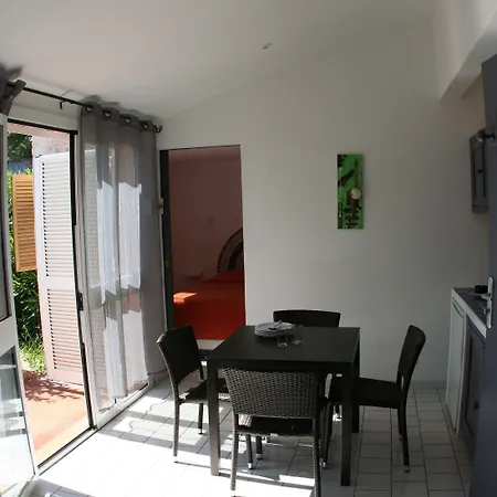 Marina Village Üdülőközpont *