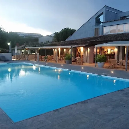 Marina Village Semesteranläggning (resort)