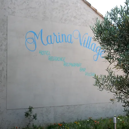 Üdülőközpont Marina Village