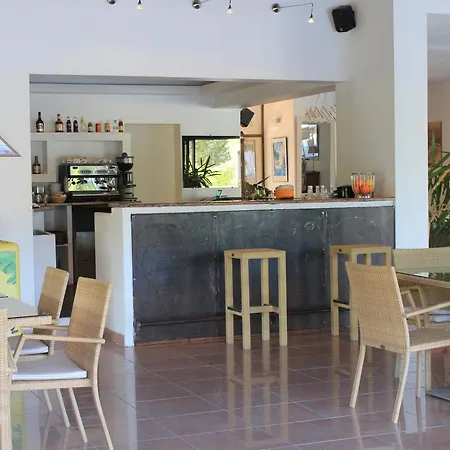 Üdülőközpont Marina Village *