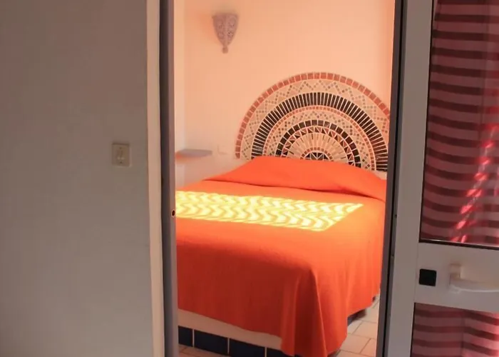 Курортный комплекс Marina Village Порто-Веккьо