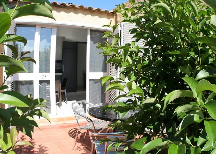 Marina Village Курортный комплекс Порто-Веккьо