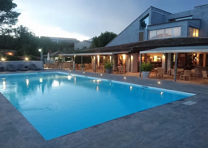 Marina Village Курортный комплекс