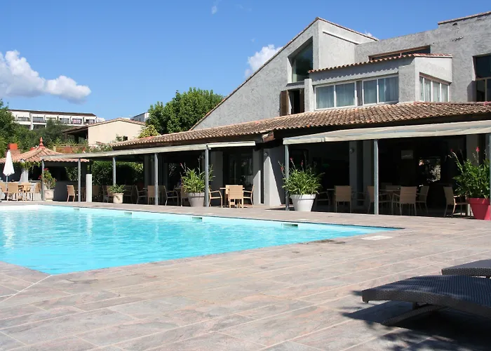 Marina Village Курортный комплекс