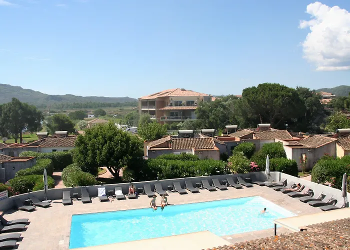 Marina Village Порто-Веккьо