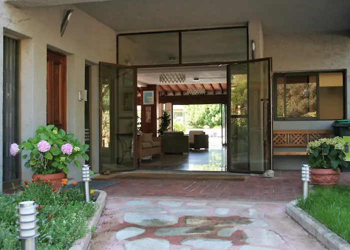 Marina Village Порто-Веккьо