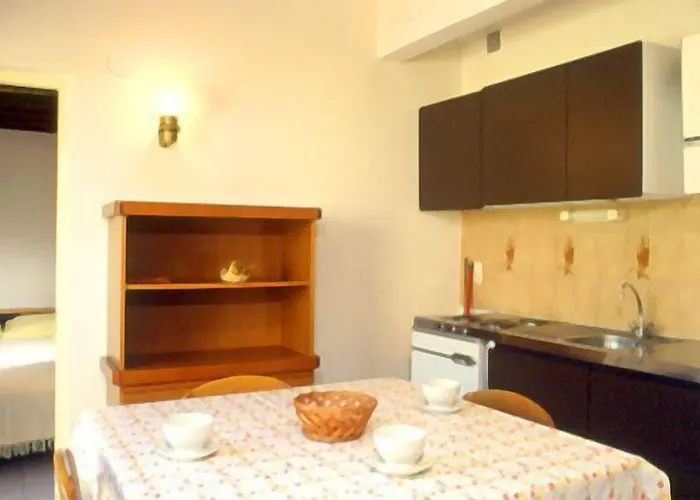 Курортный комплекс Marina Village Порто-Веккьо