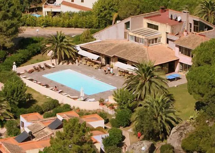 Курортный комплекс Marina Village *